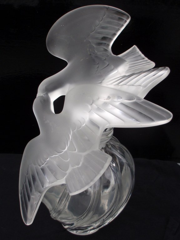 Lalique clear crystal decanter Air du Temps 1951