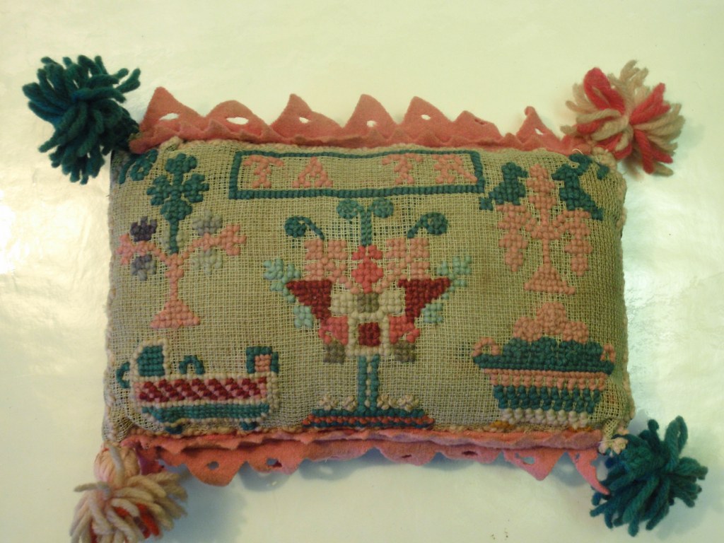Dutch folk art pin cushion 1897