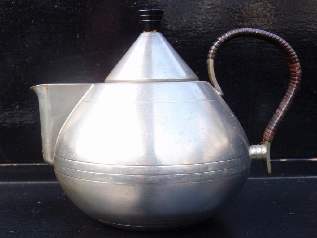GERO teapot designed by Georg Nilsson 1930