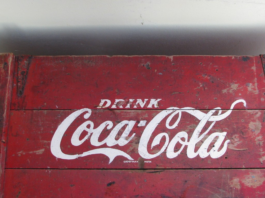 Dutch wooden Coa-Cola cool box from the fifties-3