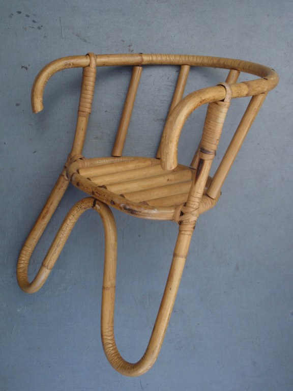 Fifties rattan child seat for bicycle